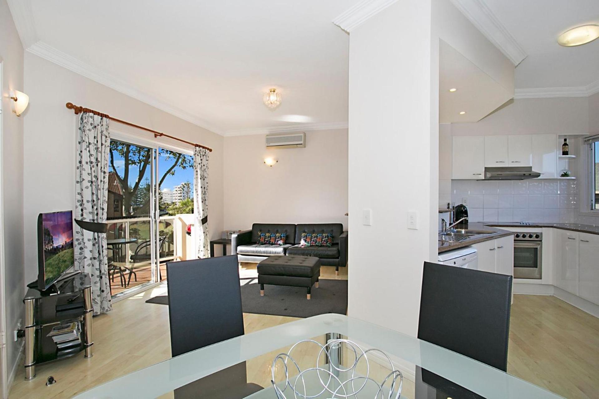 Harmony - A Desirable Area In Broadbeach Apartment Gold Coast Bagian luar foto